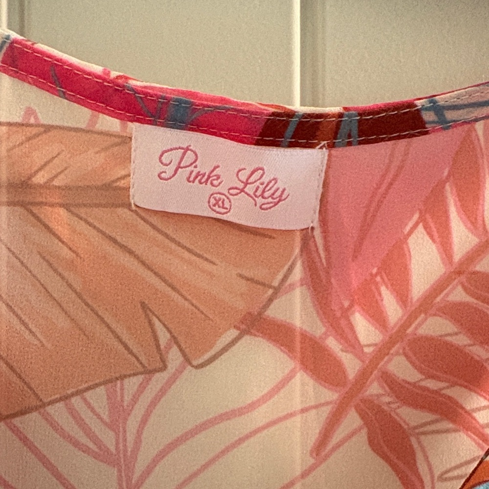 Tropical Print Wrap Dress - Picture 7 of 8